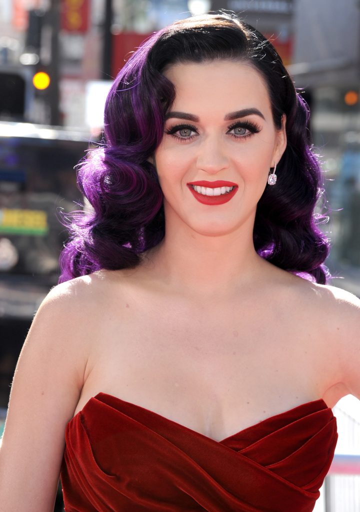 Katy Perry Body Measurements Bra Size Height Weight Age Shoe Stats